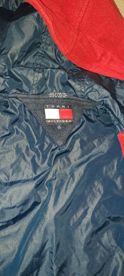Tommy hilfiger snowboard deals