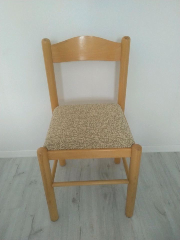 Stuhl aus Buchenholz in Bad Pyrmont