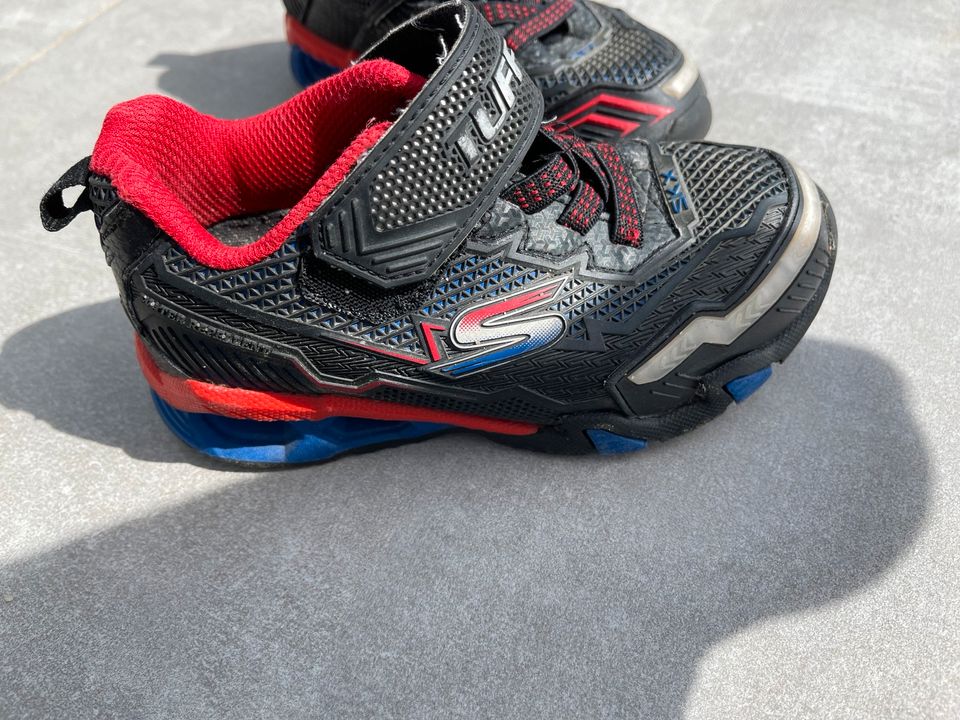 skechers Sneacker Turnschuhe blinken Gr. 27 in Braunfels