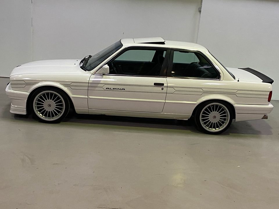 BMW E30 320i ALPINA B3 2.7 STYLE 17 ZOLL ~ OLDTIMER ~ TAUSCH 325i in Bielefeld