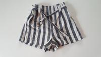Damen Shorts Bershka beige/schwarz  Gr. M Bayern - Bad Wörishofen Vorschau
