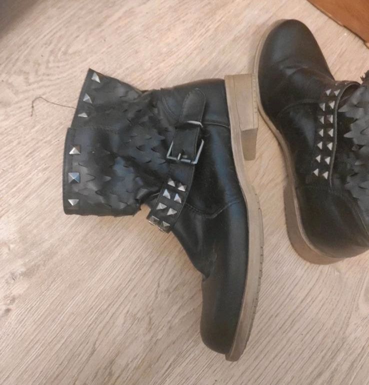 Halbstiefel Nieten schwarz Ankle boots 37 Stiefeletten in Ingolstadt