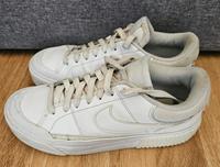 Nike Gr.38 Turnschuhe Sneaker Dresden - Radeberger Vorstadt Vorschau
