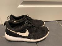 Nike Roshe Run Gr. 42 Sachsen - Zschaitz-Ottewig Vorschau