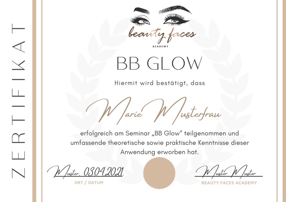 Microneedling BB Glow Aqua Facial Seminar Selbststudium in Berlin