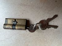 *Schlüsselzylinder, ca.6 cm mit 3 Schlüsseln* Schleswig-Holstein - Kiel Vorschau