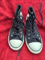 Converse All Stars schwarz weiß gefüttert, sehr gut, Gr. 38 Hessen - Ober-Mörlen Vorschau