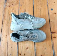 H&M Beige Sneakers | Unisex Berlin - Neukölln Vorschau