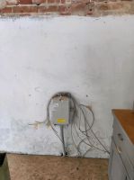 Elektriker für Hausanschluss und Elektrifizierung eines Tanzsaals Sachsen-Anhalt - Hohenmölsen Vorschau