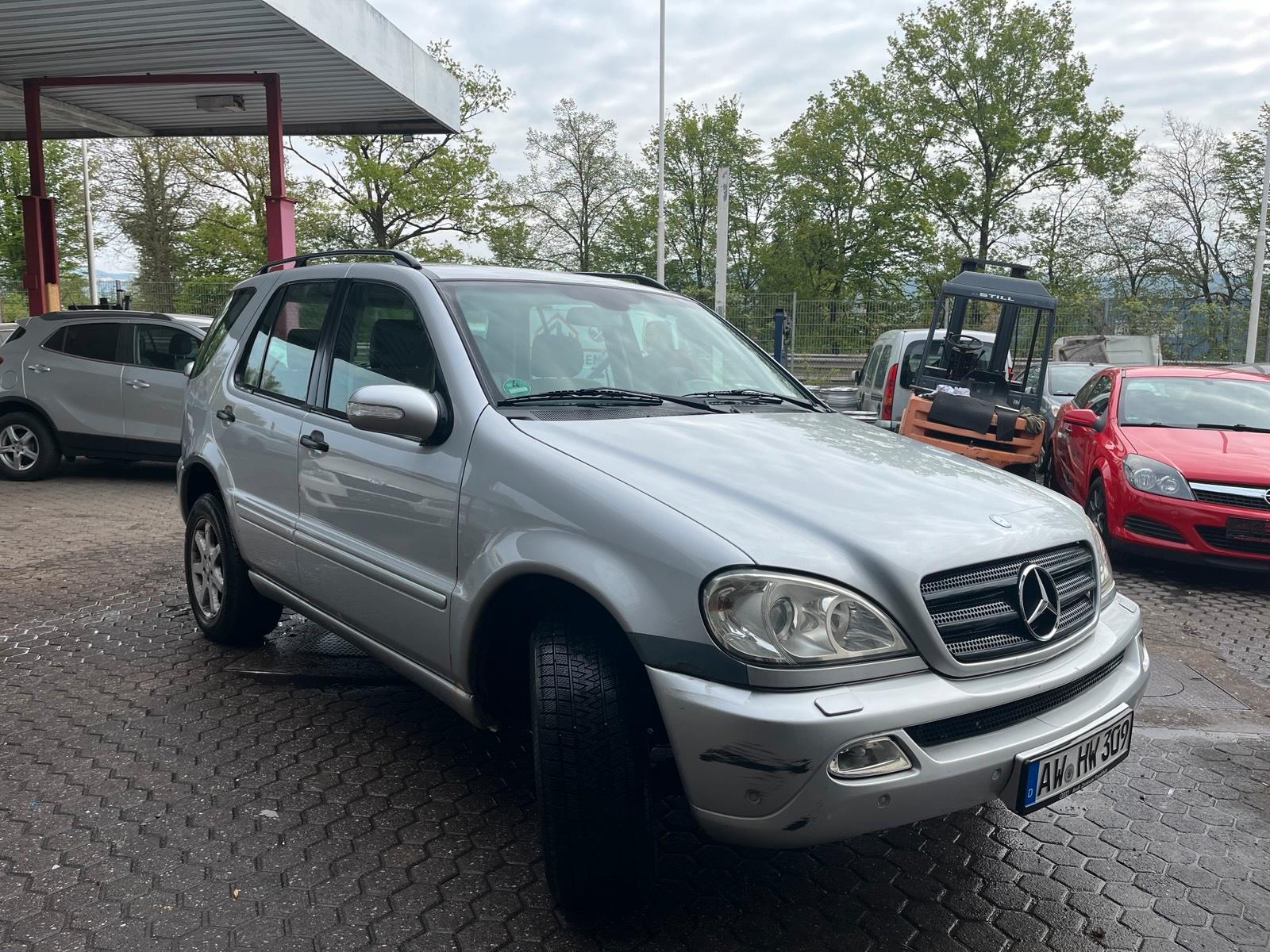 Abbildung des Autos Mercedes Ml 270 CDI Auto…