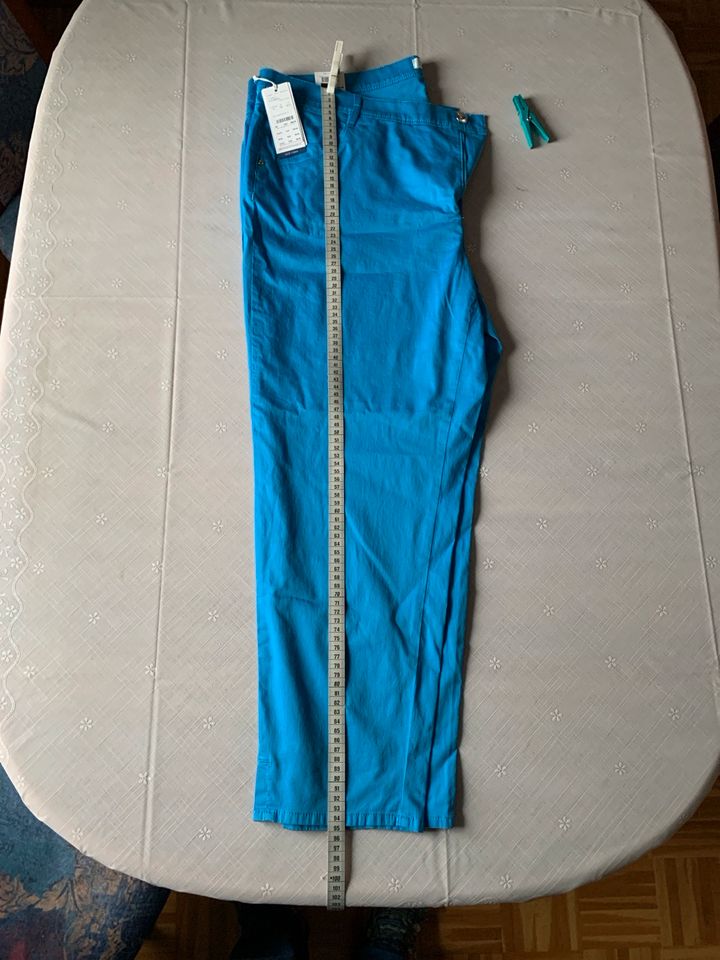 Brax Sommerhose Größe 50 Style Mary S , ultraleicht, blau mit Eti in Weimar (Lahn)