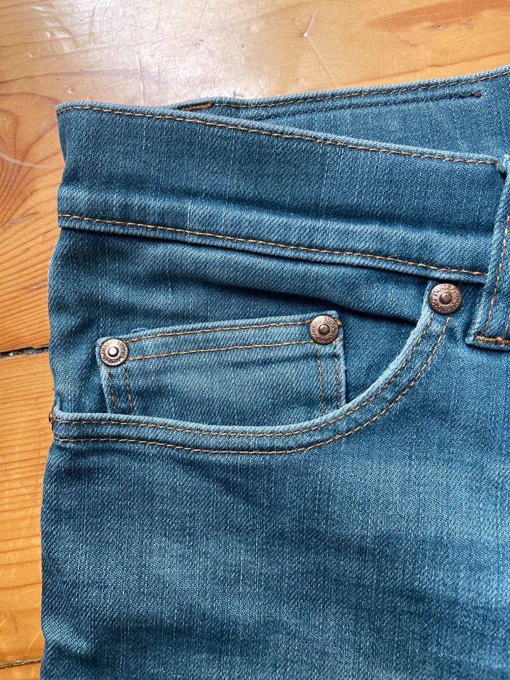 Hugo Boss Jeans, skinny ,blau , 31/34 in Berlin