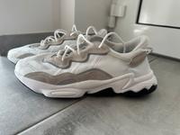 Adidas ozweego Sneaker NEU US 12,5 EU 47 1/3 Nordrhein-Westfalen - Olfen Vorschau