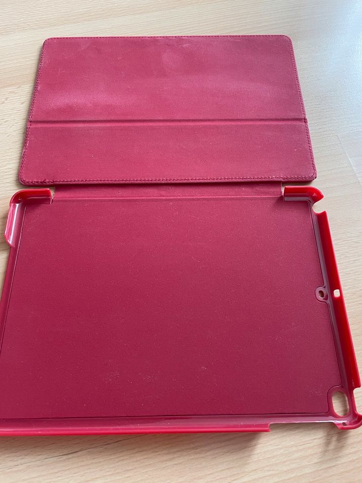 CATH KIDSON  IPAD COVER rot mit Punkten in Hamburg