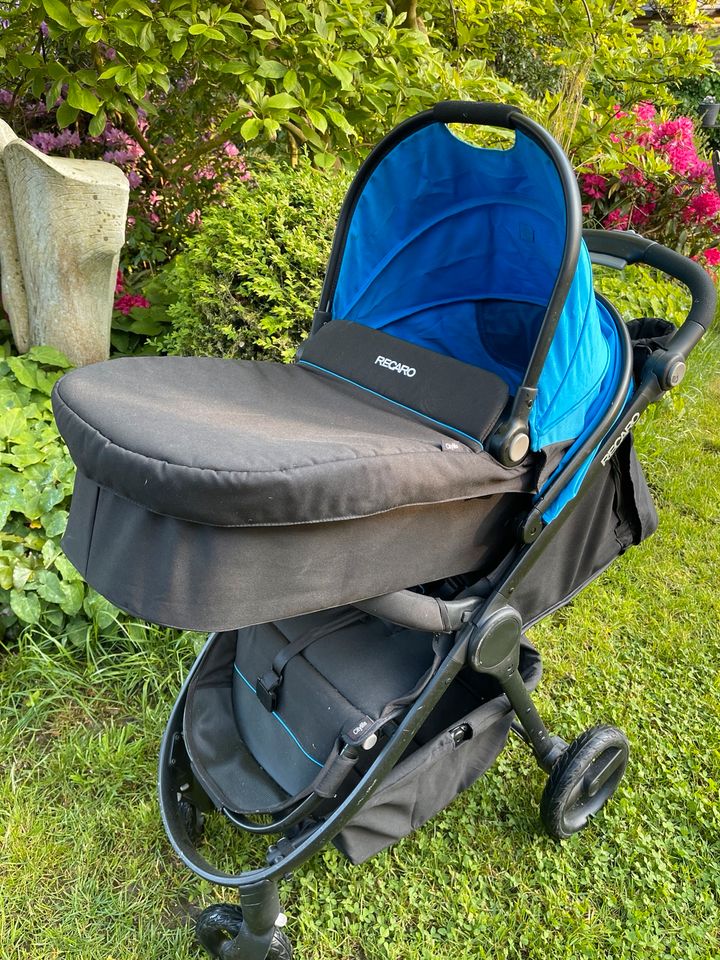 Kinderwagen Buggy mit Zubehör Babywanne in Bönningstedt