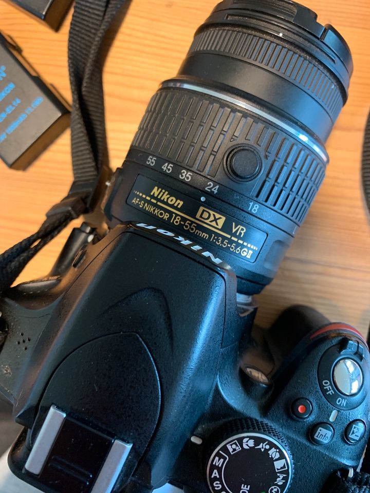 Spiegelreflexkamera Nikon D3200 mit Objektiv in Heimenkirch