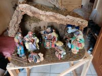 Große Weihnachtskrippe mit Keramikfiguren Niedersachsen - Garbsen Vorschau