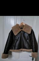 Zara Jacke mit Teddyfell Pilotenjacke Nordrhein-Westfalen - Elsdorf Vorschau
