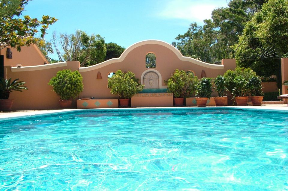 Luxus Ferienvilla mit Gästehaus, Strand in Guadalmina Marbella in Rosenkopf