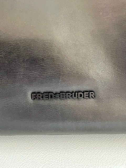 Leder Shopper der Marke FredsBruder in Augsburg