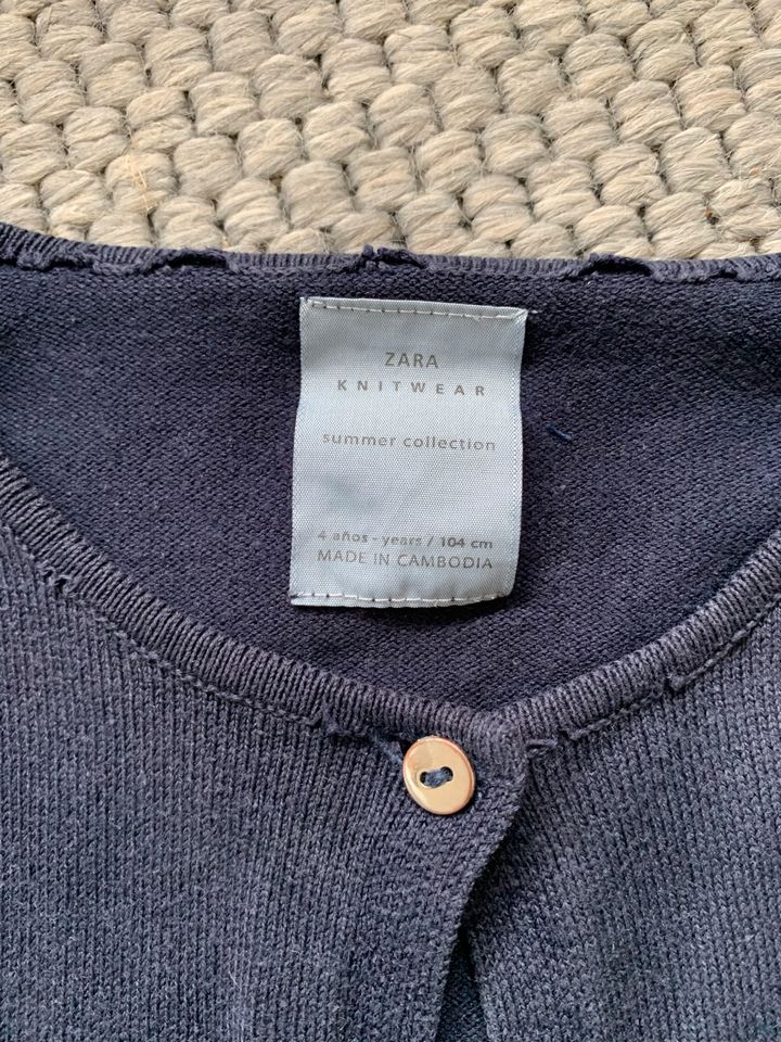 Zara Strickjacke Knitwear 104 Weste Jäckchen in Margetshöchheim