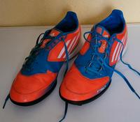ADIDAS 44 Sportschuhe Kunstrasen Fussballschuhe Sachsen - Struppen Vorschau