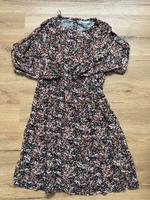 Kleid Blumenmuster Hessen - Siegbach Vorschau