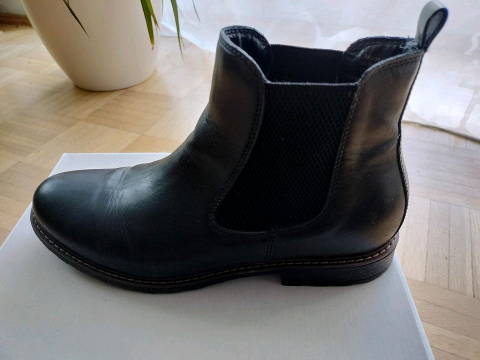 Neuwertige Stiefelette, Gr. 40, schwarz, Tamaris in Berlin