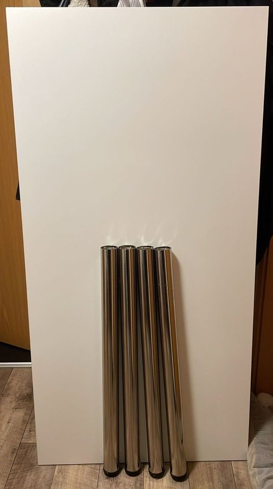 Schreibtischplatte (Weiß) mit Füßen (Chrom) 160 x 80 x 2,5 cm in Beverungen