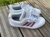 Adidas Schuhe Größe 39 1/3 Hannover - Ahlem-Badenstedt-Davenstedt Vorschau