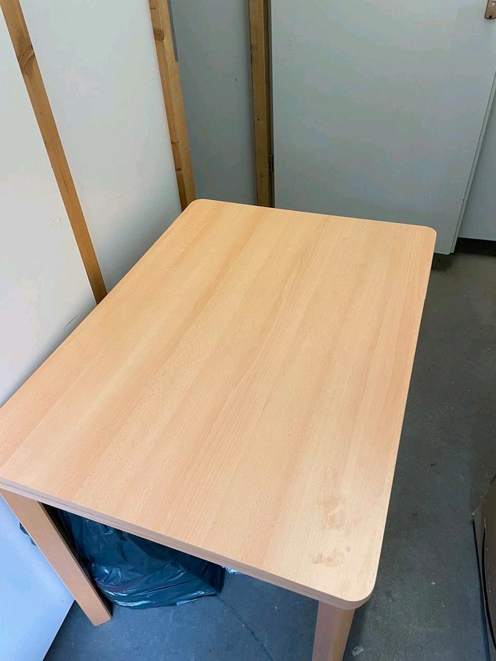 Ausziehbarer Tisch in Oldenburg
