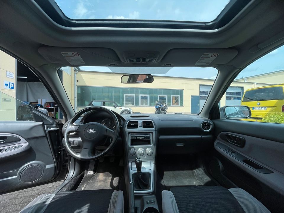 Subaru Impreza 2,0i in Pinneberg