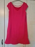 comma Kleid Zierriemen Gr 38 pink Sommerkleid Rückenausschnitt Niedersachsen - Rotenburg (Wümme) Vorschau