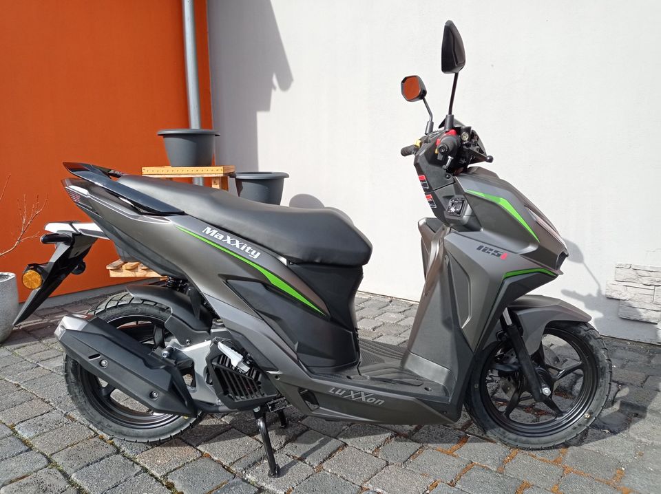 Luxxon Motorroller Maxxity 125 E5 -- SOFORT VERFÜGBAR -- in Sachsen-Anhalt  - Halle | Motorroller & Scooter gebraucht | eBay Kleinanzeigen ist jetzt  Kleinanzeigen