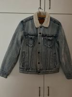 Herrn/Junge Jeans Jacke von Levi’s neuwertig N.p130€ Harburg - Hamburg Heimfeld Vorschau