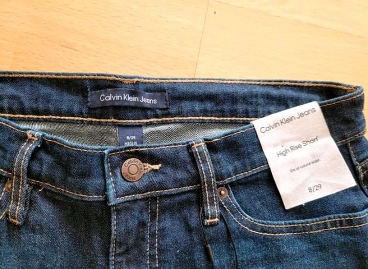 Jeans Shorts CALVIN KLEIN 8/29,high rise,kurze Hose,mit Etikett in Unna