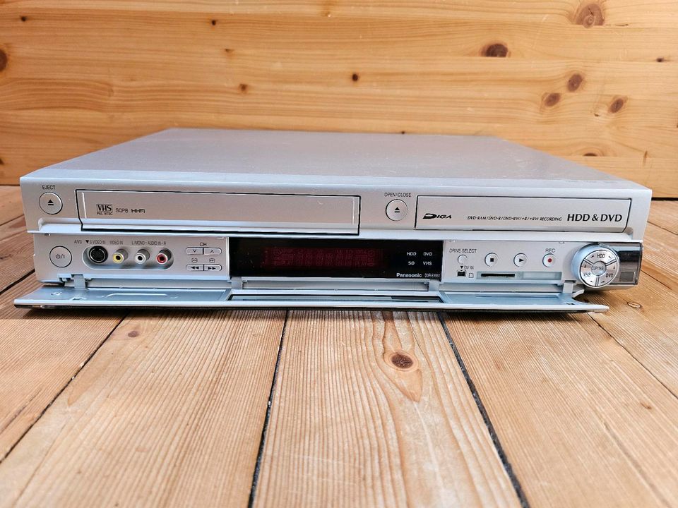 Panasonic DMR EX 95 VEG S VHS-, DVD- und Festplatten-Recorder 250 in Nürnberg (Mittelfr)