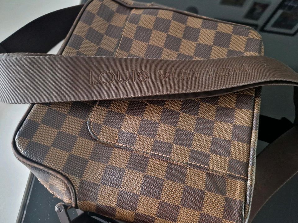 Louis Vuitton Olav Braun 100% ORYGINAL in Hannover