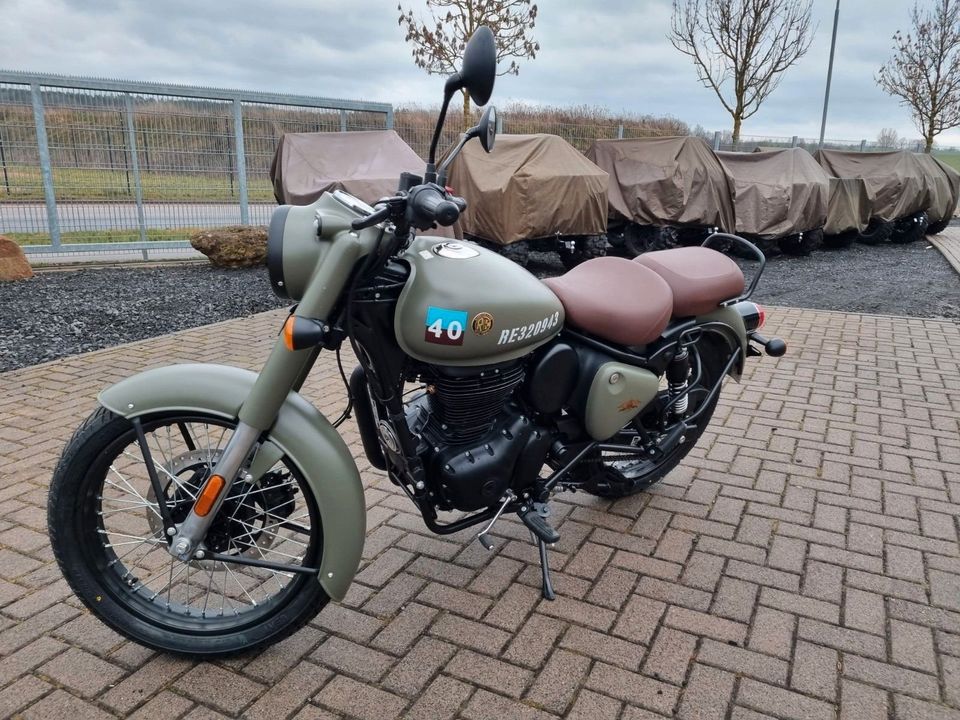 Motorrad Bike Royal Enfield Classic 350 ABS Dark und Signals in Barchfeld