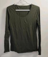 Langarmshirt von Only  Gr. 40 olivegrün München - Schwabing-Freimann Vorschau