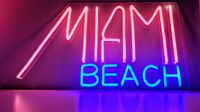 MIAMI BEACH Sign LED Leuchtschild, flamingorosa/blau Wandsbek - Hamburg Rahlstedt Vorschau