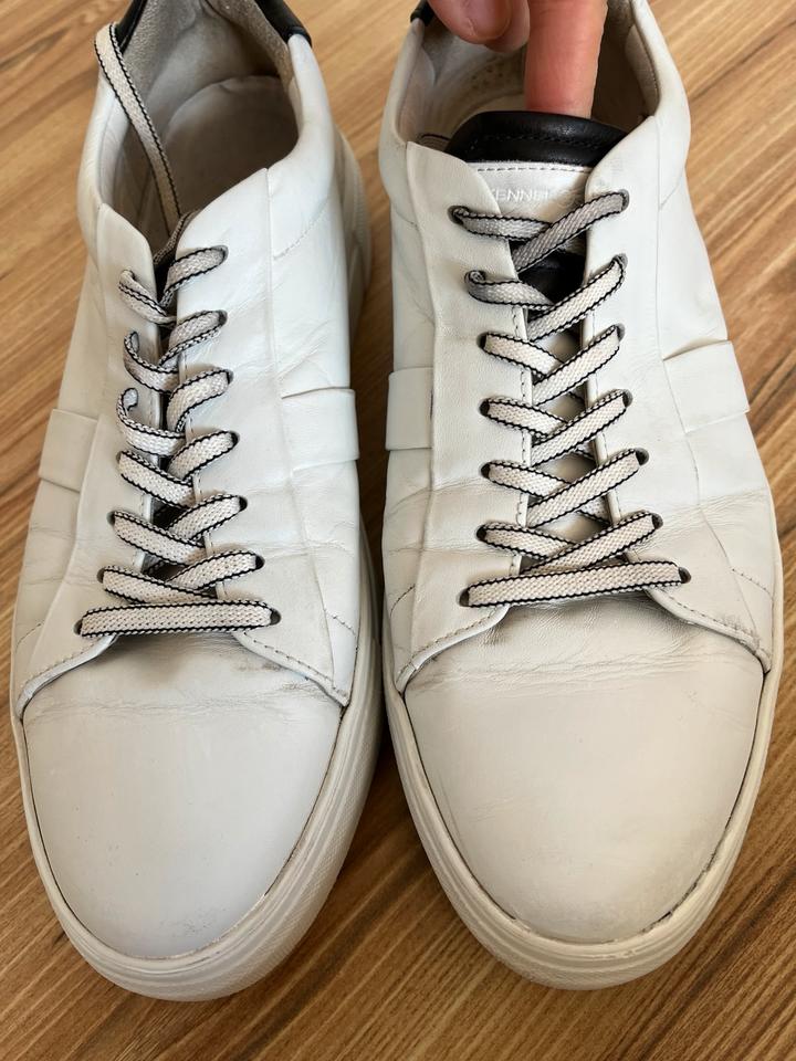 Kennel und Schmenger Sneaker Gr. 41/ 42 Leder Neupreis 270 € in Kölln-Reisiek