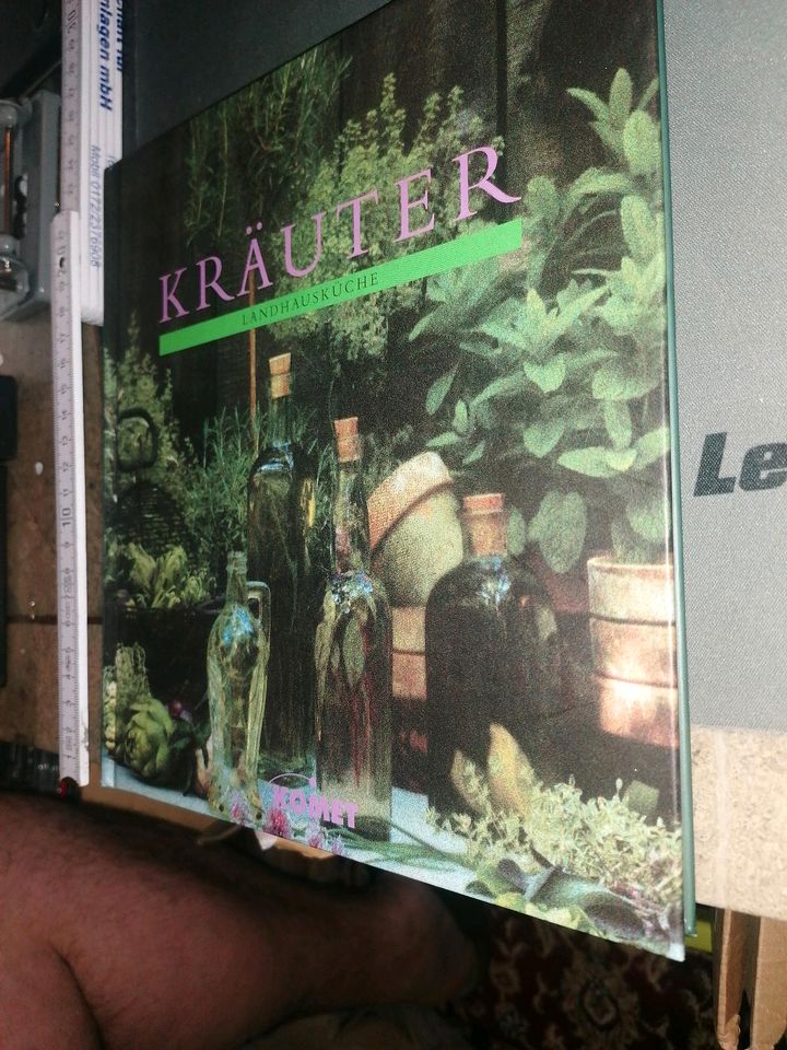 Kräuter Landhausküche Creasy Saville Komet Verlag in Berlin