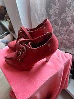 halbstiefel in rot Nordrhein-Westfalen - Gangelt Vorschau