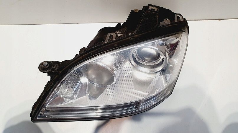 MERCEDES ML 164  SCHEINWERFER LINKS  FULL LED HEADLIGHT in Neu-Isenburg