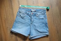 High Waist Jeans Shorts hellblau,Gr. 34, XS, Amisu, New Yorker Sachsen - Annaberg-Buchholz Vorschau