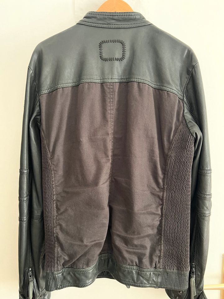 Tigha Leder/Stoff Jacke Gr. 2XL in Berlin