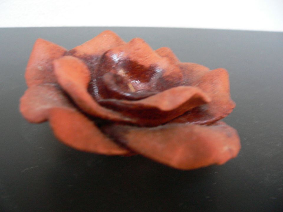 Vintage Keramik Rose Dekoblume aus Keramik, Handmade braun 8x3cm in Brühl