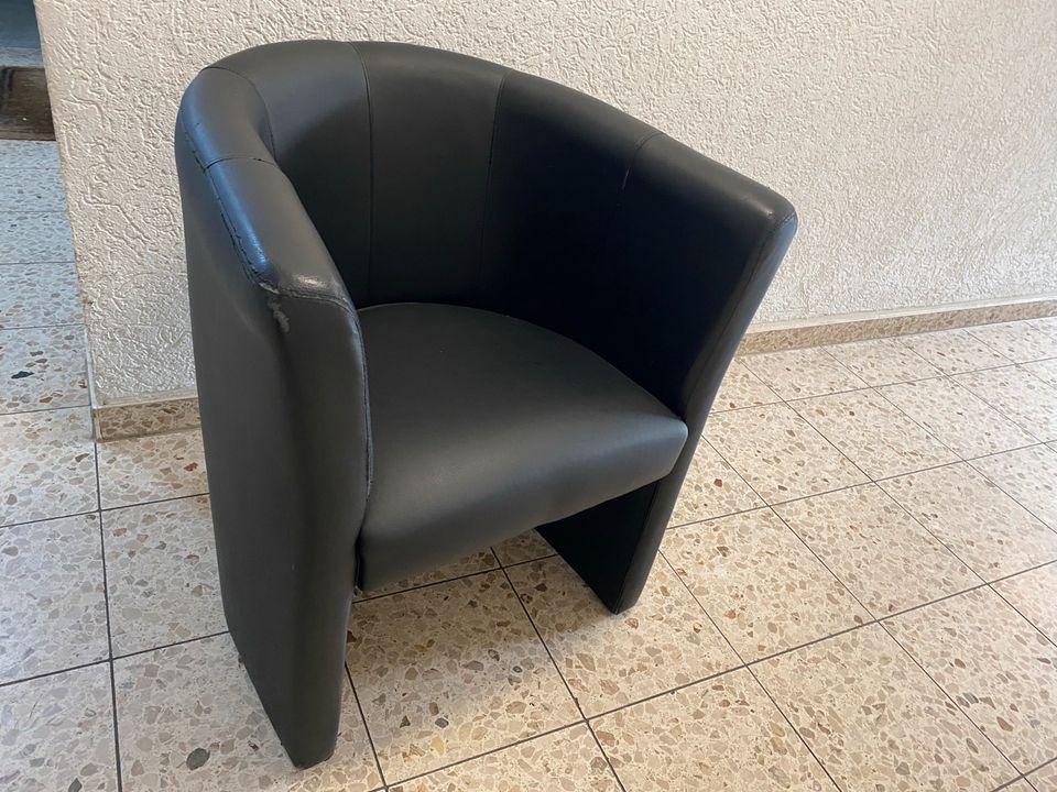 Gemütlicher Bürosessel, Sessel, Bürostuhl, Stuhl in schwarz in Duisburg