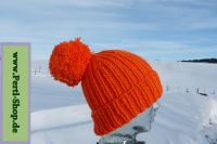 Bommel-Mütze, Neonorange, Hand Gestrickt, Mütze, Strick Bayern - Traunstein Vorschau